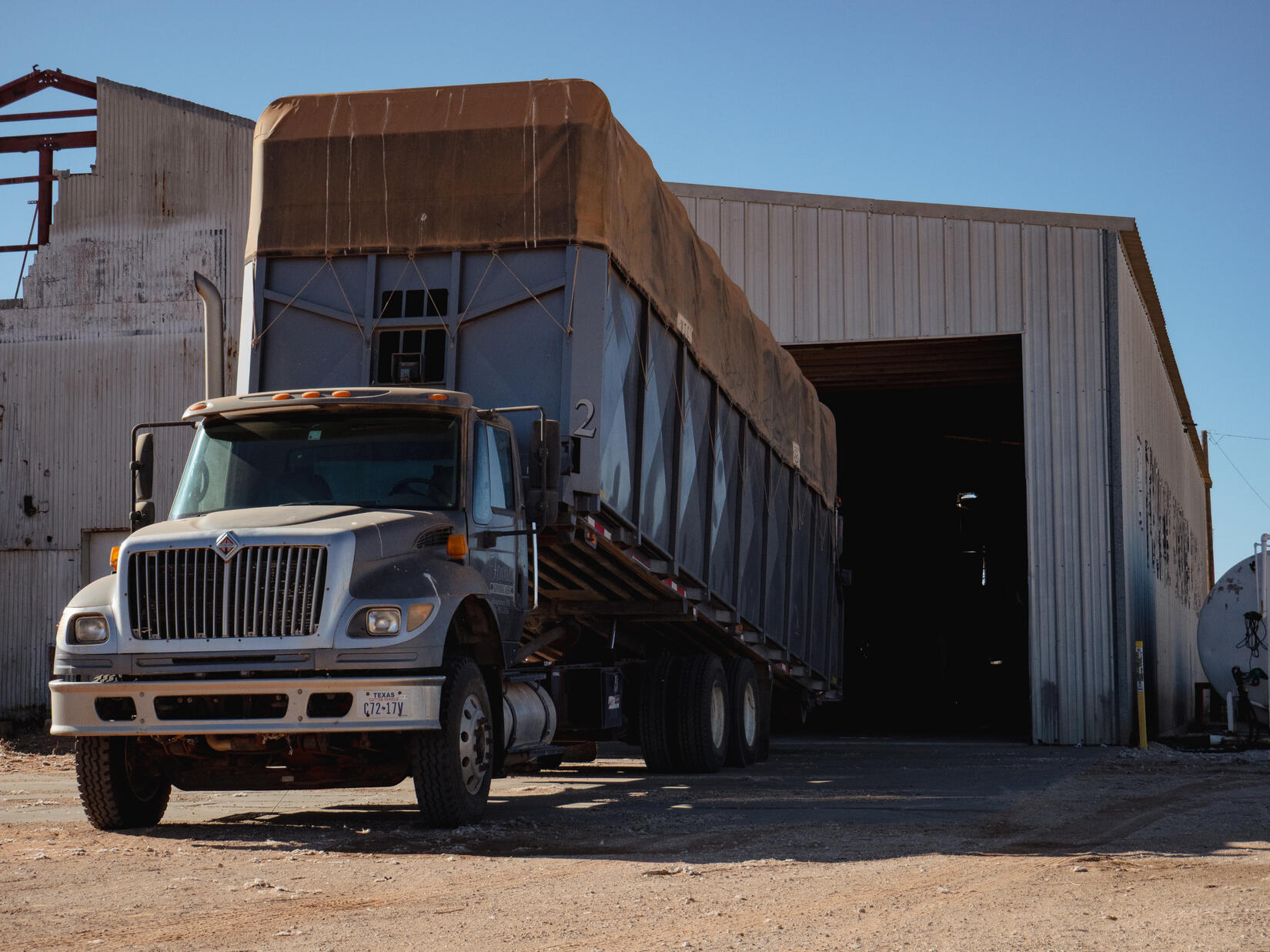 bale truck bale truck